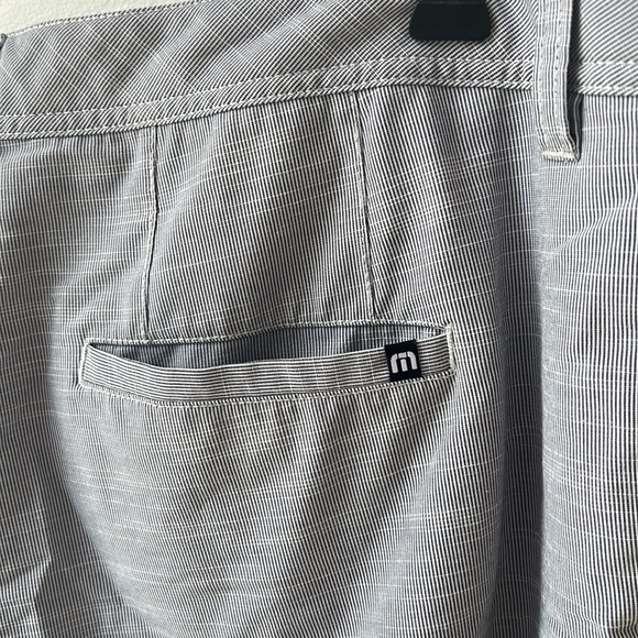 Travis Mathew Men’s Beck Golf Shorts Size 40 - Picture 4 of 10